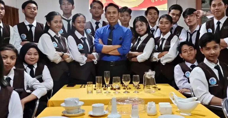 belajar waiters